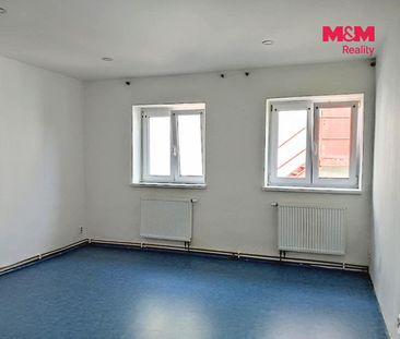 Pronájem bytu 2+1 73 m², Zámecká 73, Dalovice - Photo 6