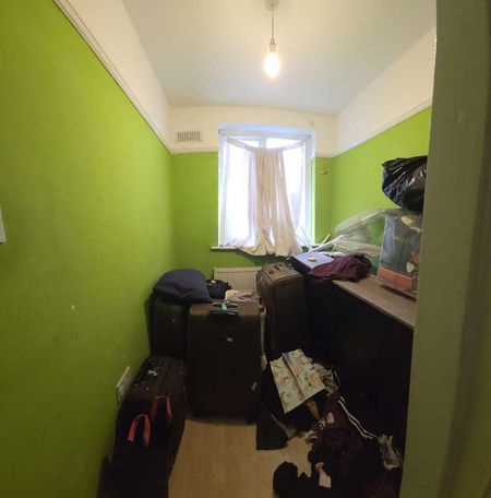 Harrow, HA2 - Photo 3