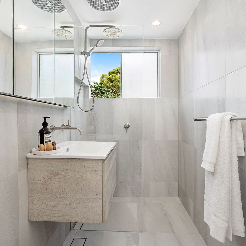 56/21 East Crescent Street, McMahons Point NSW 2060 - Apartment For Rent | Domain - Photo 1