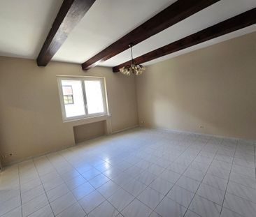 Location Appartement 3 pièces 89m² NIMES 30000 - Photo 3