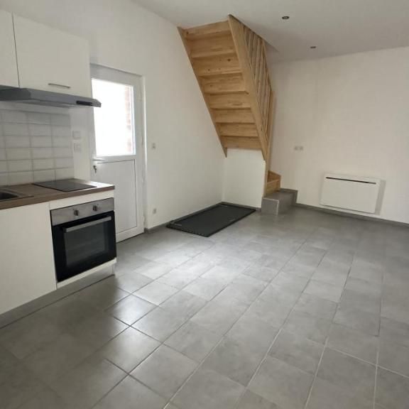 Maison à Saint Quenint - Photo 1