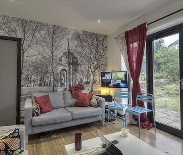 66 Newsome Road, Huddersfield, HD4 - Photo 1