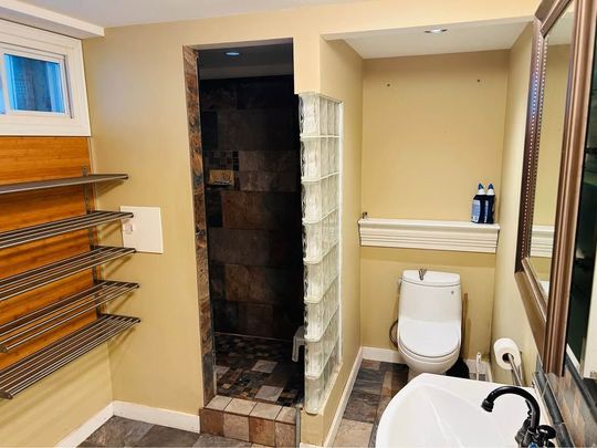 For Lease - 83 Hammond Road, Mississauga, Ontario - Photo 1