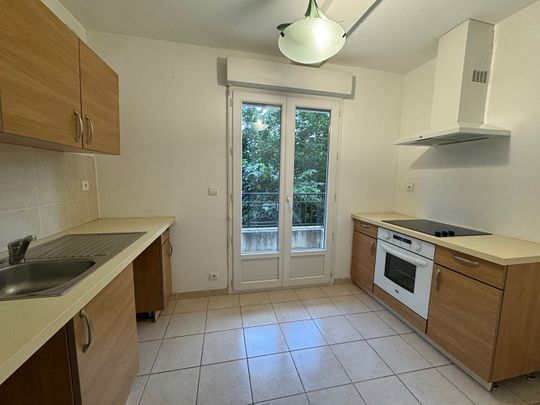 Appartement T3 (73 m²) à louer à BASTIA - Photo 1