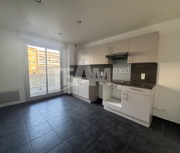 Location Appartement 2 pièces 59m² SETE 34200 - Photo 2