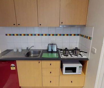 2 Bedroom - Photo 3