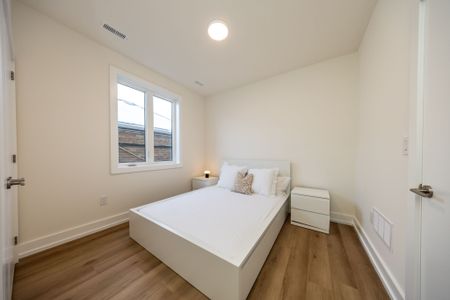 For Lease - 29 Hatherley Road Unit# A, Toronto, Ontario - Photo 3