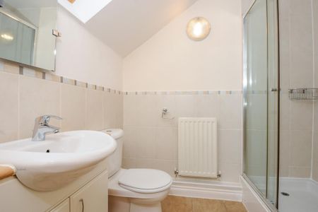 3 bedroom townhouse to rent - Photo 4