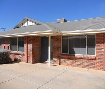 8/6 Rule Court, Kalgoorlie - Photo 1