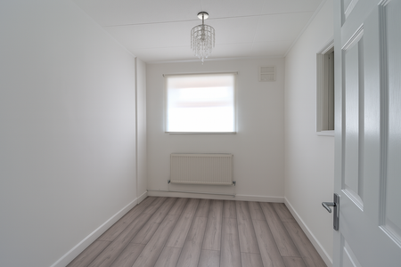 3 bedroom detached bungalow to rent - Photo 3