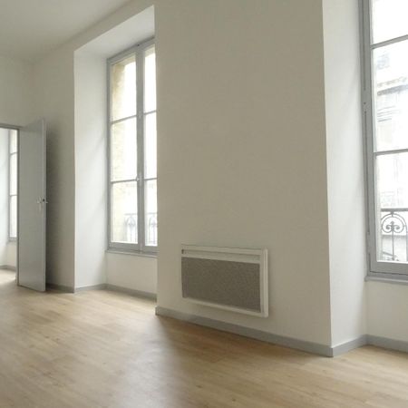 Location Appartement 1 pièce 24m² BORDEAUX 33000 - Photo 3