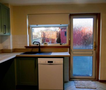 2 bedroom terraced house to rent - Photo 5