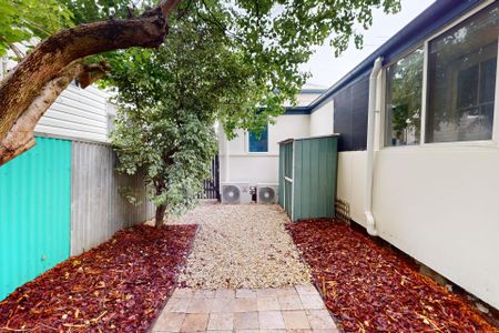 12 Gordon Avenue, Hamilton NSW 2303 - Photo 2