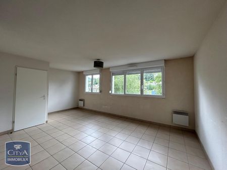 Location Appartement 2 pièces 44m² ST ETIENNE 42000 - Photo 2