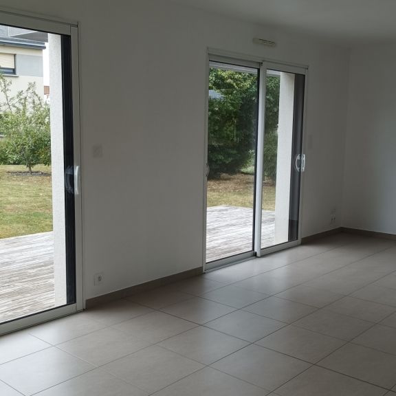 Location Maison 6 pièces 127m² CHAVAGNE 35310 - Photo 1