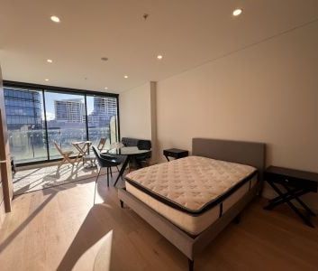 EXPERIENCE THE LUXURY LANDMARK STUDIO - Photo 3