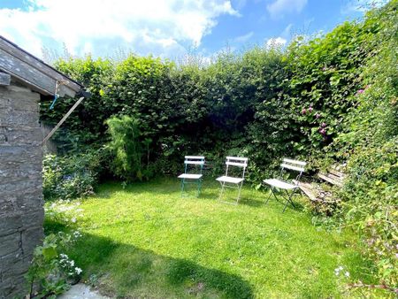 2 bedroom house to rent - Photo 2