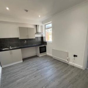 Hall Lane, L7 - Photo 2