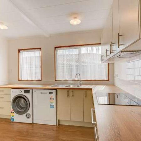 Cozy city living - Photo 3