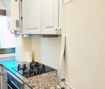 Via Júlia, Barcelona, Catalonia - Photo 2