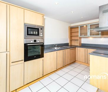 2 bedroom apartment to rent - Photo 6