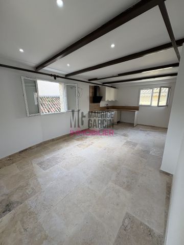 Appartement à louer, 2 pièces - Beaumes-de-Venise 84190 - Photo 2