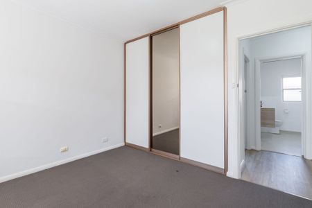 5/12 Crozier Terrace, Oaklands Park, SA 5046 - Photo 3