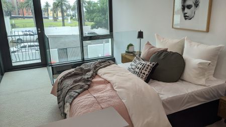 ESPY MAGIC | WALK TO BEACH | MODERN HOME - Photo 3
