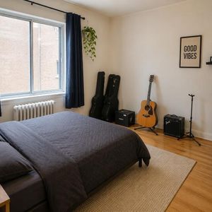 🌟**CONDO SPACIEUX, LUMINEUX ET ENSOLEILLÉ – 2 CHAMBRES FERMÉES - Photo 2