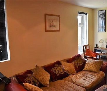 1 bedroom in a house share to rent - Photo 5