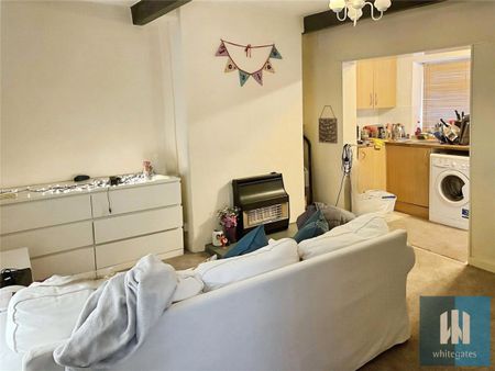 Hudroyd, Almondbury, Huddersfield, HD5 - Photo 4