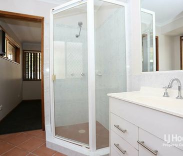 Don’t Miss This Modern Narangba Duplex! - Photo 4