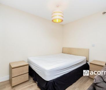 Studio to rent - Photo 5