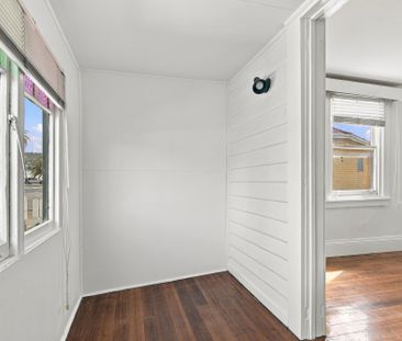 4 generous sized bedrooms within a Stones throw to the Seaport precinct - Photo 5