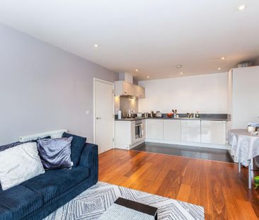 1 bedroom flat to rent - Photo 2