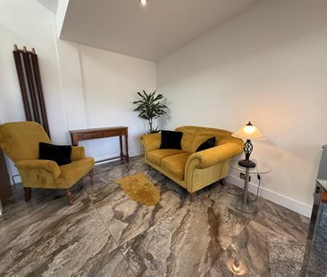 Pierhead View, Penarth - Photo 1