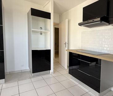 Spacieux trois pièces en centre ville - Photo 5