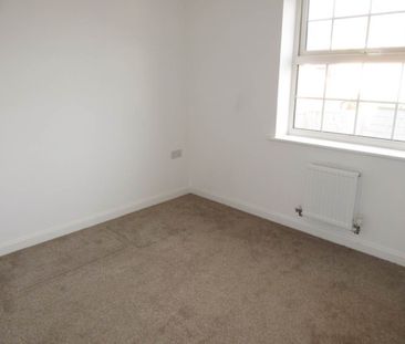 2 bed flat to rent in Old Park Avenue, Hillside Gardens, EX1 - Photo 4