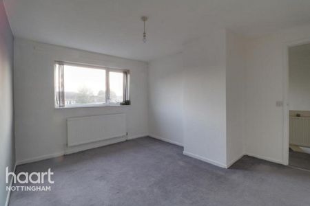 3 bedroom end of terrace house to rent - Photo 5