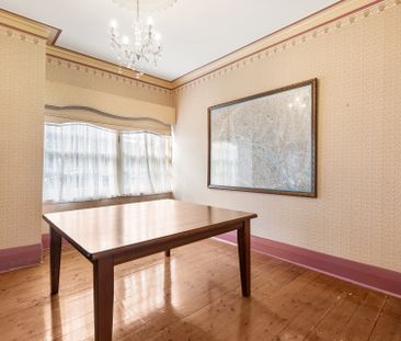 Charming Period Home with Modern Comforts - Photo 2