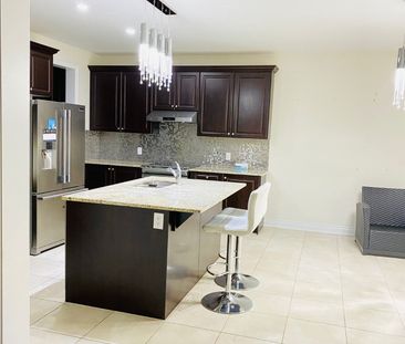 For Lease - 50 Bansbury Circle, Brampton, Ontario - Photo 6