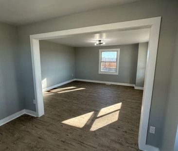 For Lease - 16956 County Road 27 Road, Springwater, Ontario - Photo 2