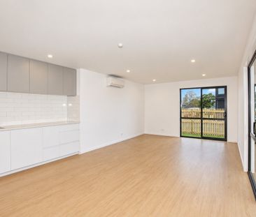 A/2 Otaimako Place, Mangere - Photo 1