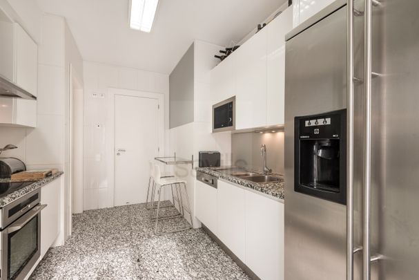 Apartamento T3 na Foz com varanda - Photo 1