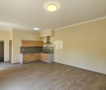 Pronájem bytu 2+kk 59 m² - Фото 3