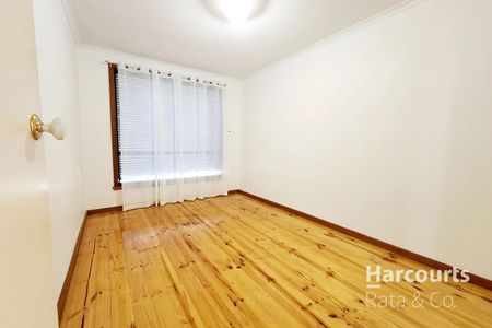 Stylish Single Level Living! - Photo 5