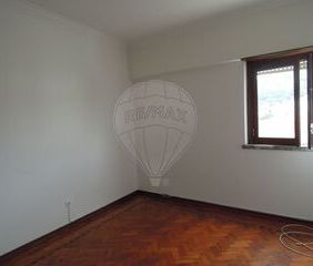 Apartment 2 bedrooms in the center Loures for rent - Photo 6