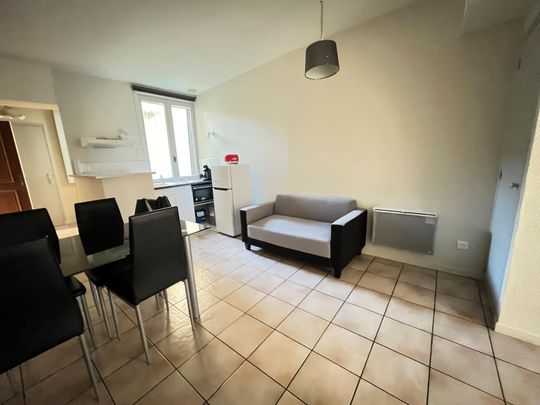 Location Appartement 2 pièces 35m² CASTRES 81100 - Photo 1