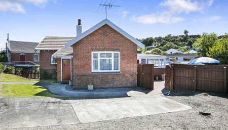 Sunny and stand alone! - Photo 3