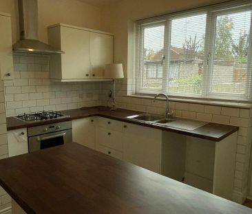 2 bedroom terraced house to rent - Photo 1